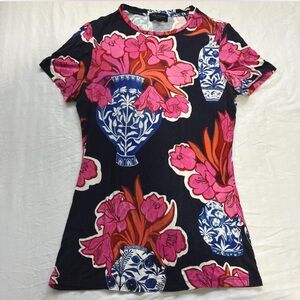 Ted Baker London multi-colored floral print stretchy short sleeve top 
Size: 2
